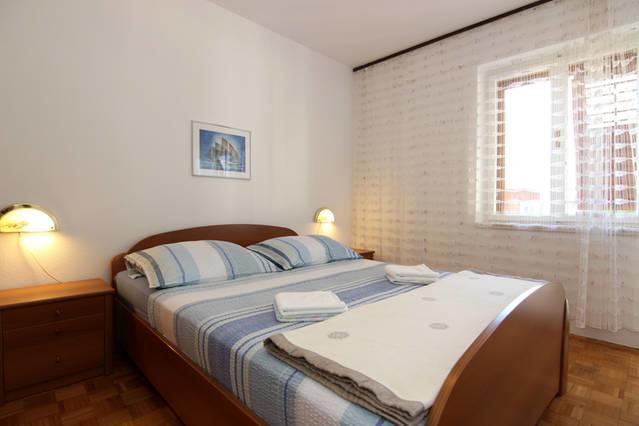 Eco-Apartments With Nice Garden Baška Voda Kültér fotó